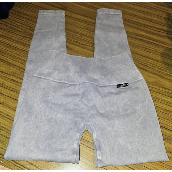 BOMBSHELL "UPLIFT" SPORTSWEAR Sz XS Scrunch Butt Workout Seamless Leggings Gray - Picture 2 of 6